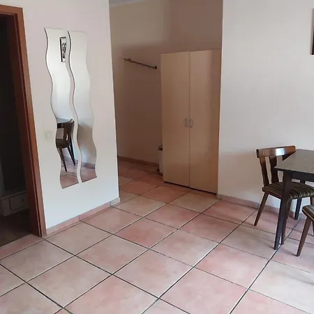 Monteurwohnung Niederhausen Apartamento