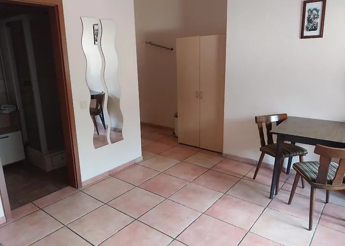 Monteurwohnung Niederhausen דירה