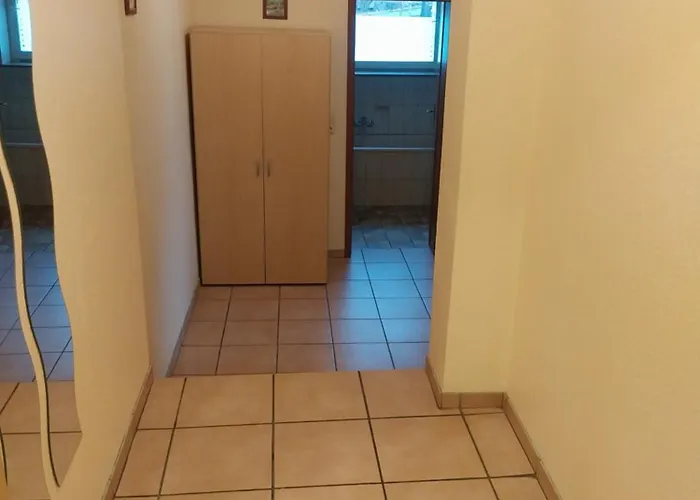 Monteurwohnung Niederhausen דירה Pracht